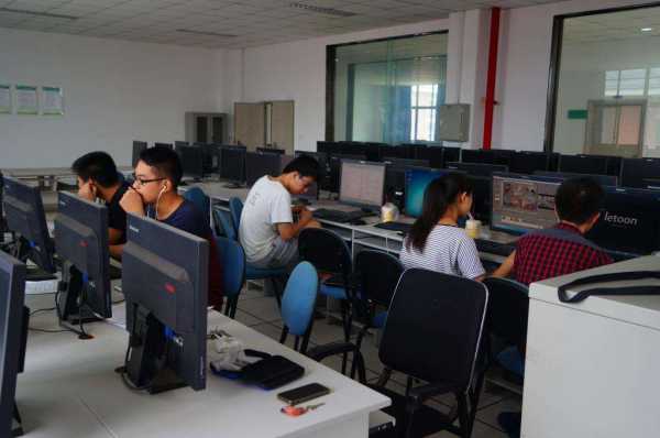 計算機多媒體專業中的軟件設計與開發學習內容